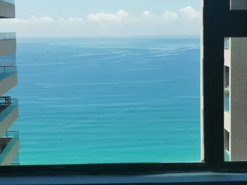 Вид на море из окна